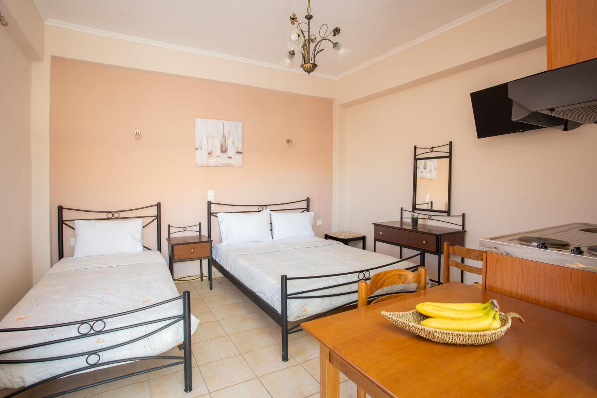 Eros Appartments Kalamítsi Oda fotoğraf